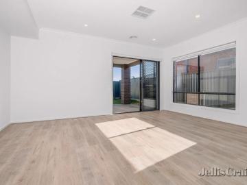 16 Goldfinch Road, Winter Valley, Melbourne