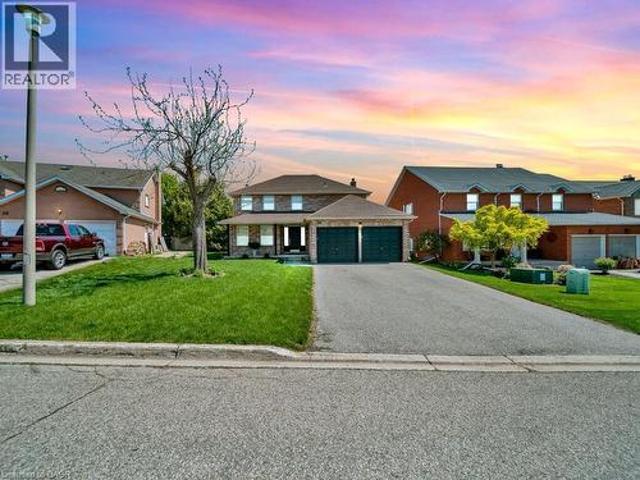 16 Glennie Court, Cambridge, ON, N1T 1L1 house for sale | Listing ID 40831 | Royal LePage