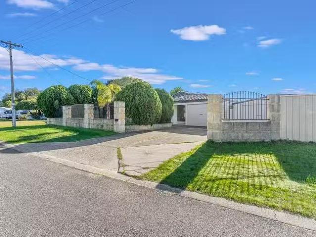 16 Grampians Heights, Mirrabooka, WA 6061