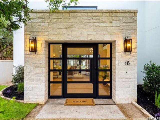 16 Grantham Gln
