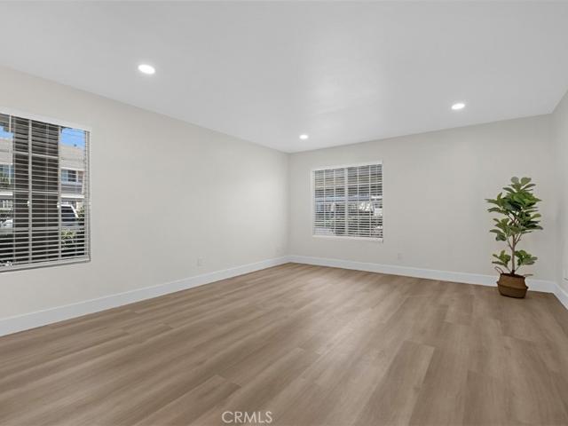 16 Greenfield