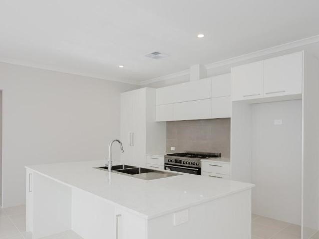 16 Gresham Boulevard Baldivis, WA 6171