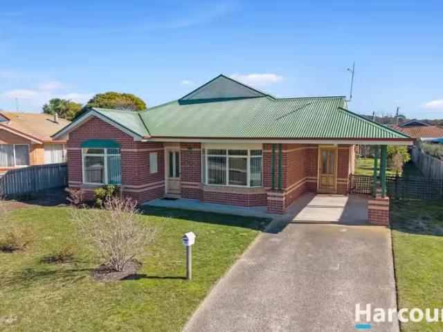16 Gull Court, SHEARWATER, TAS 7307 House for Rent
