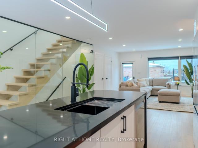 16 Habibi Lane in Toronto: Corso Italia Davenport House for lease Toronto W03: MLS®# W13436090