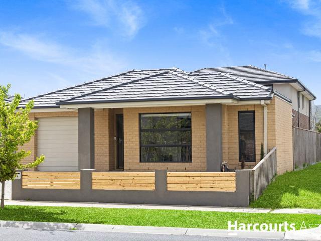 16 Hartney Avenue, Pakenham, VIC 3810