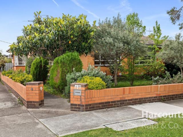 16 Heyington Avenue, Thomastown, VIC 3074