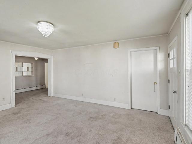 16 High School Avenue