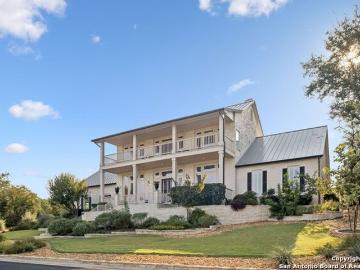 16 Highgate Dr
