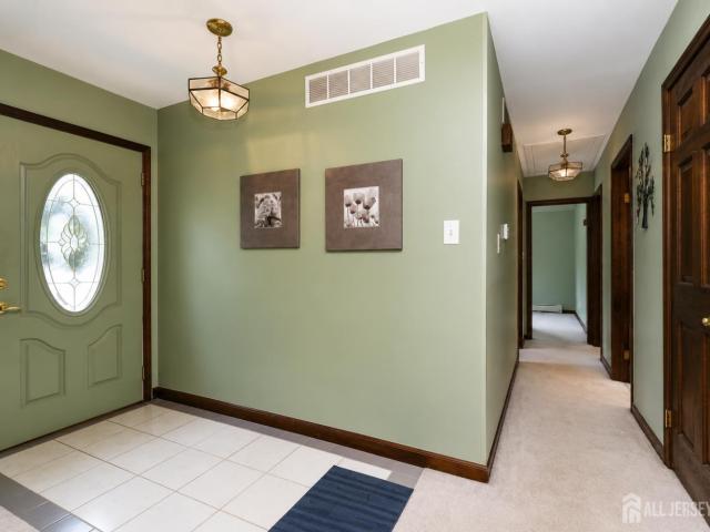 16 Ivy Place