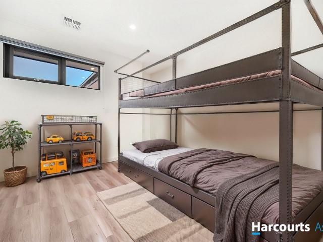 1/6 Janice Grove, Dandenong, VIC 3175