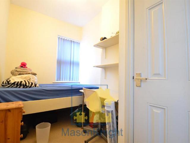 16 Katie Road, Metchley, B29 6JG, United Kingdom | 6 bed townhouse for rent #134710600 | Rentberry