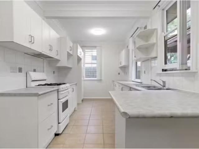 16 Leichhardt Street, Lalor Park House for rent Listed by Oli.