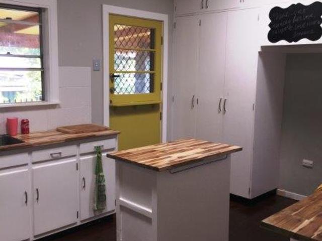 16 Lesina StreetKeperra QLD 4054, Australia