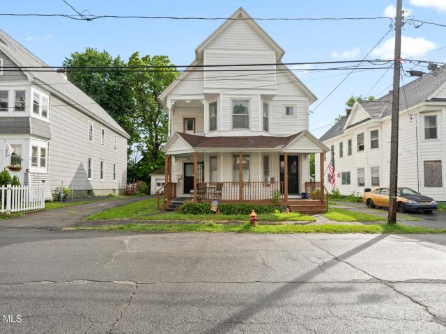 16 Lincoln Avenue
