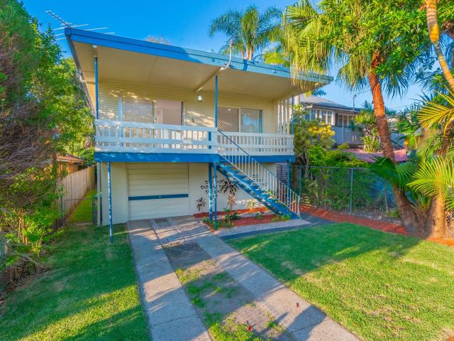 16 Lilla Street, Woody Point, QLD 4019 House for Rent Ray White Redcliffe
