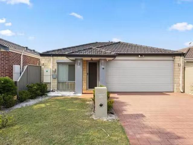 16 Litchfield Circle, Wandi, WA 6167
