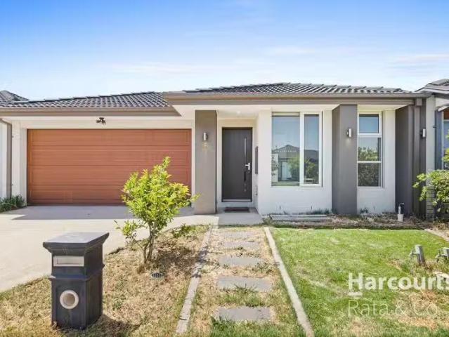 16 Luppino Street, Donnybrook, VIC 3064 House for Rent