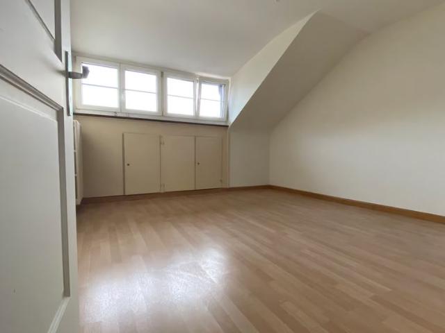 16 m²