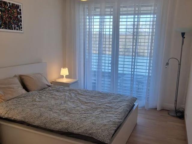 16 m²
