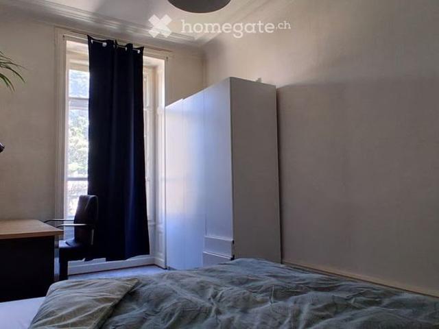 16 m²