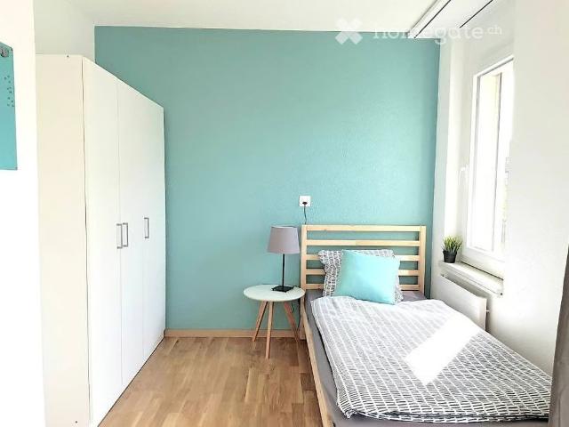 16 m²