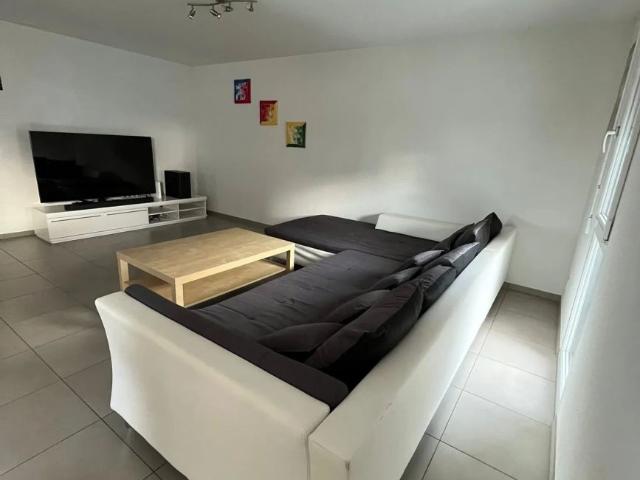 16 m²