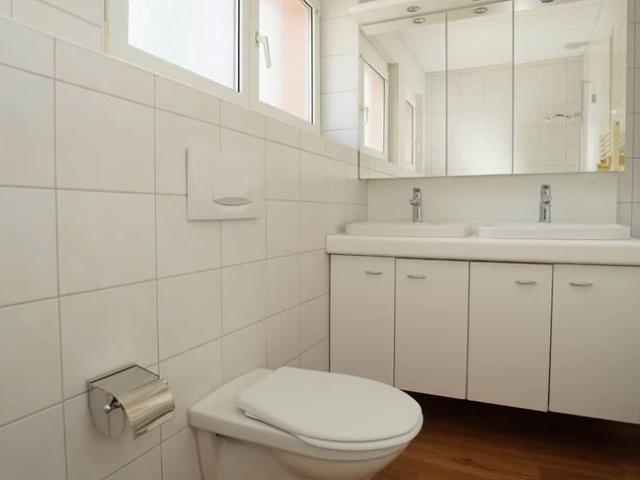 16 m²