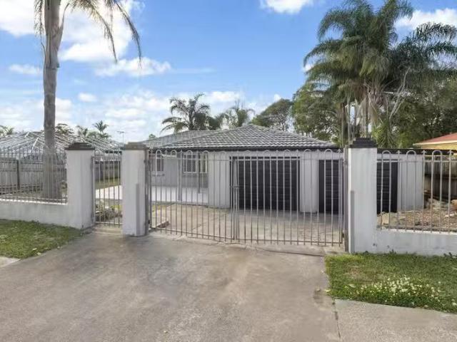 16 Magnolia Parade, VICTORIA POINT, QLD 4165 House for Rent