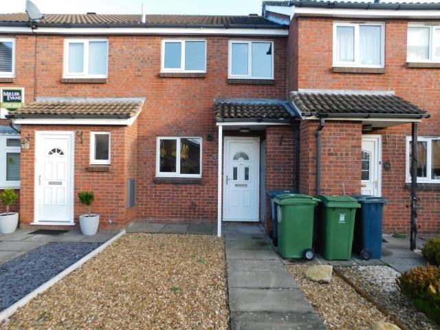 16 Mallard Close, Sundorne. 2 bed terraced house to rent £900 pcm £208 pw