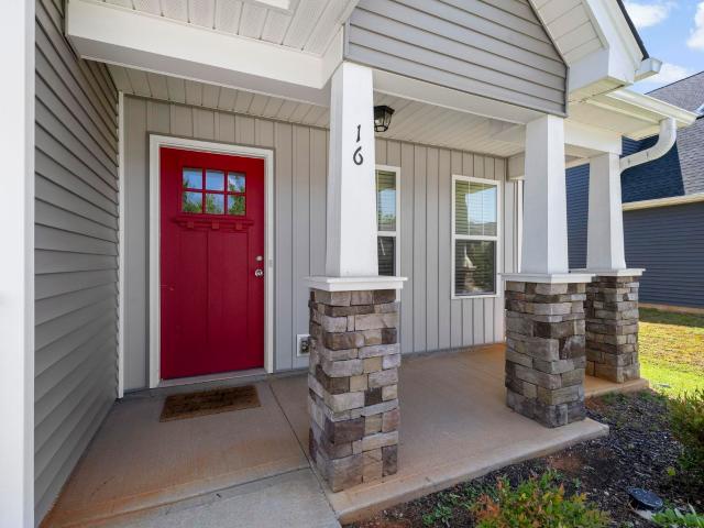 16 Mendham Lane