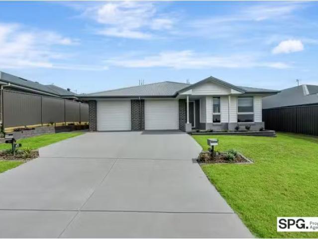 1/6 Melton Close, Farley Townhouse for rent Listed by Reagan.