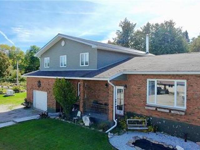16 Meredith, Gore Bay, ON, P0P 1H0 house for sale | Listing ID 2130 | Royal LePage