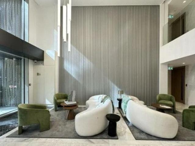 16 Minories