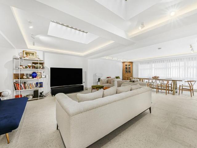 16 Montagu Street, London, W1H 7EX, United Kingdom | 3 bed apartment for rent #134901157 | Rentberry