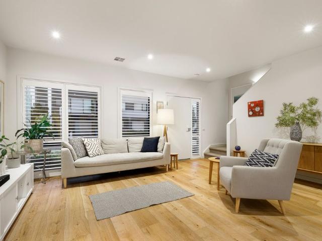 16 Monterey Drive, Cheltenham, VIC, 3192