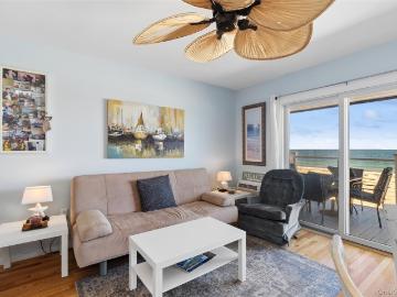 16 Navy Rd, Unit 206, Montauk, NY 11954 | MLS #976966