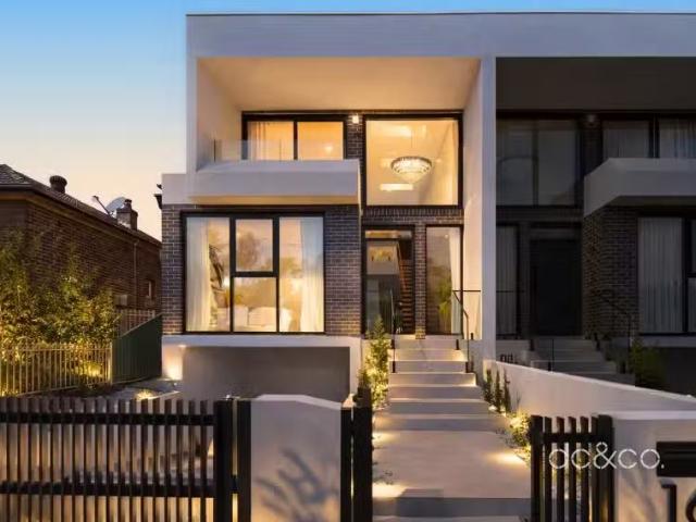 16 Norman Street, Concord Townhouse for rent Listed by Ava Si.
