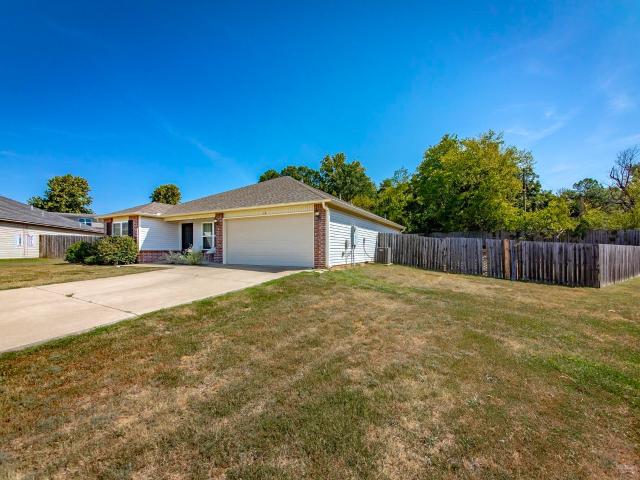 16 Oakland Circle