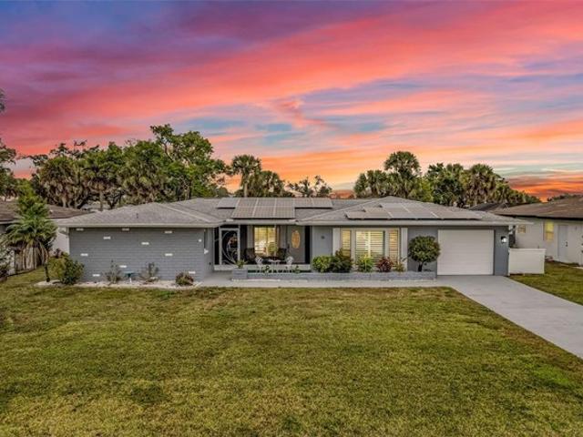 16 Oakland Hills Pl, Rotonda West, FL 33947
