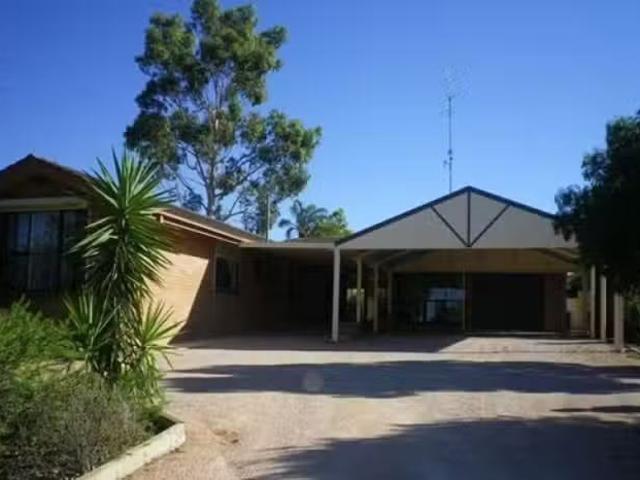 16 Old Sturt Highway, Berri, SA 5343