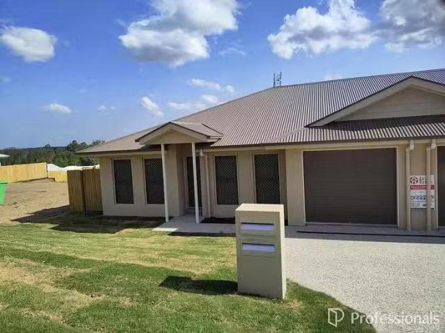 1/6 Olive Tree Chase, Victory Heights, QLD 4570
