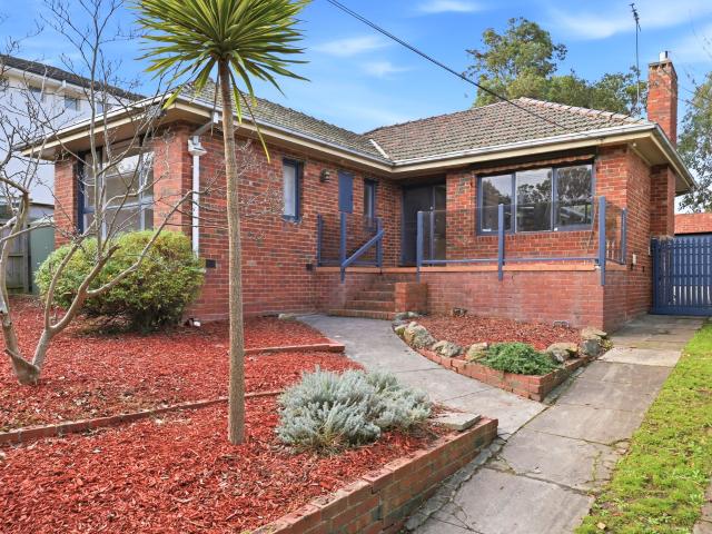 16 Olympiad Crescent, Box Hill North