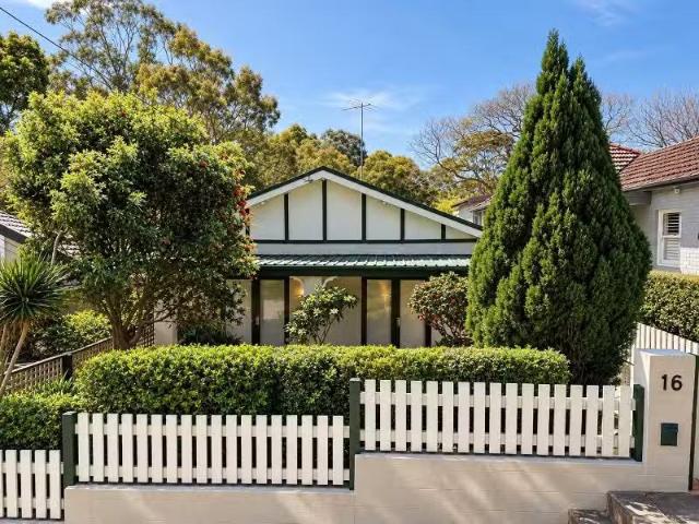 16 Palmer Street, Cammeray House for rent Listed by Adriana P.