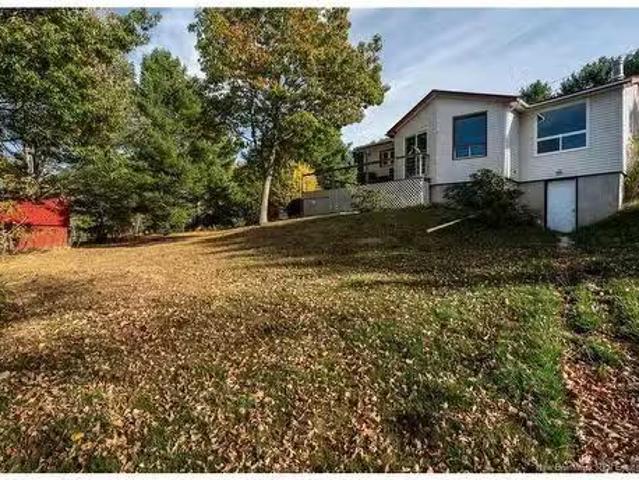 16 Pine Tree Lane, Youngs Cove, NB, E4C 2M6 house for sale.