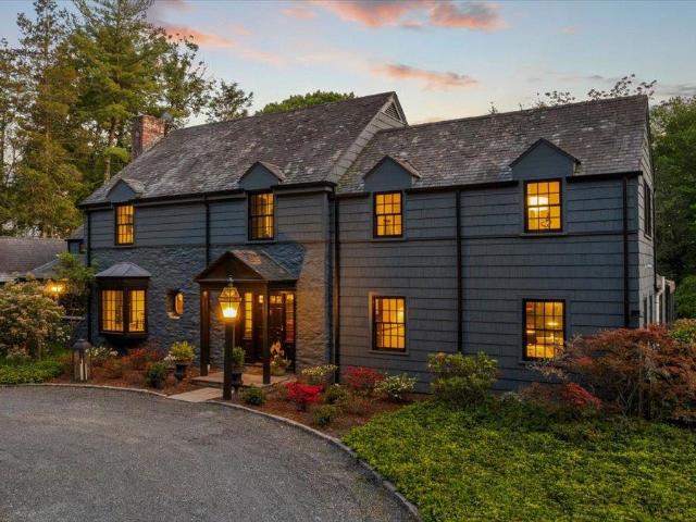 16 Pleasant Ridge Road