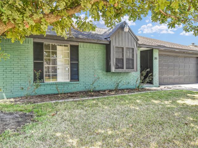 16 Ranch House Loop
