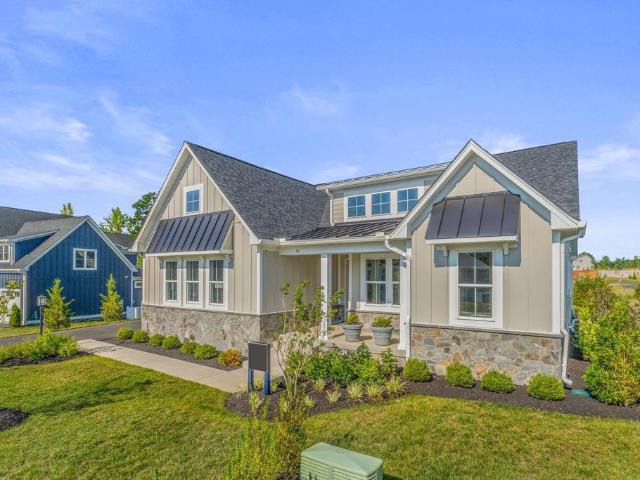 16 Red Pine Dr