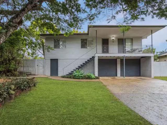 16 Reif Street, Flinders View, QLD 4305