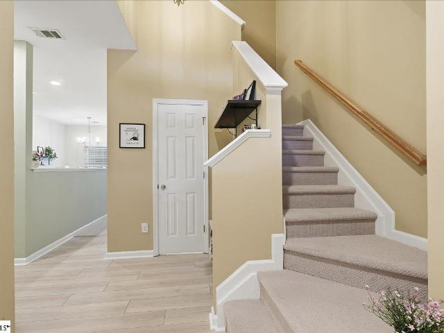 16 Rock Side Court