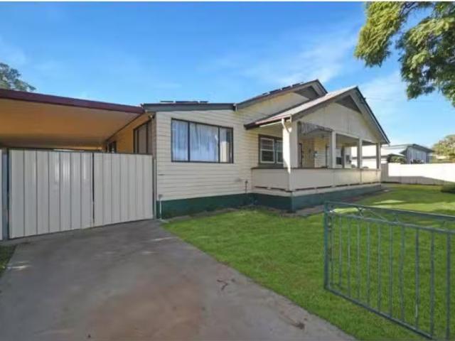 16 Rodney Street, Gunnedah House for rent Listed by Samantha.
